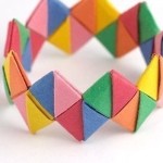 Hese bracelets made of strips of paper