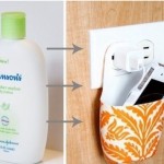 Suspended tray for charging cell phone made of bottle of shampoo