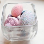 DIY Easter eggs from beads with their hands