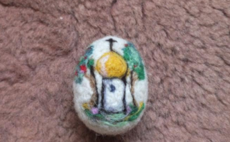 Orthodox Easter Egg of wool