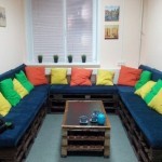 Economical homemade sofa from pallets