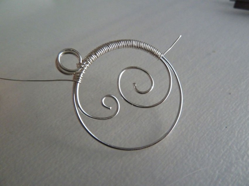 How to make your own openwork wire pendant – DIY is FUN
