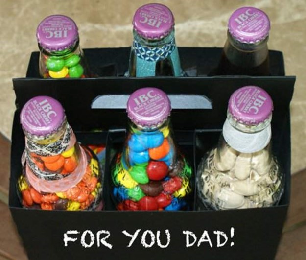 Simple and fun fathers day gifts: bottles with sweets – DIY is FUN