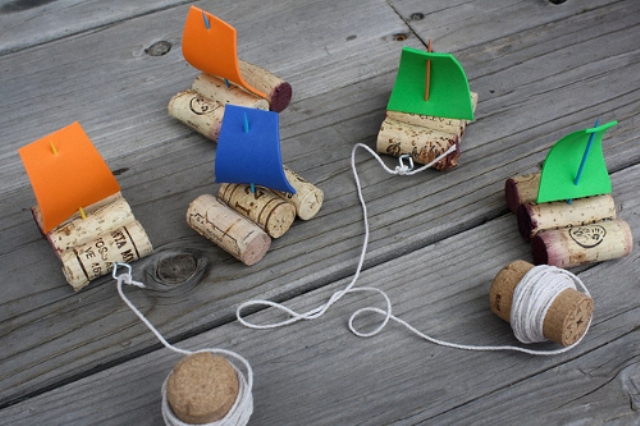 Simple preschool crafts: 3 cool Ideas for making a boat 